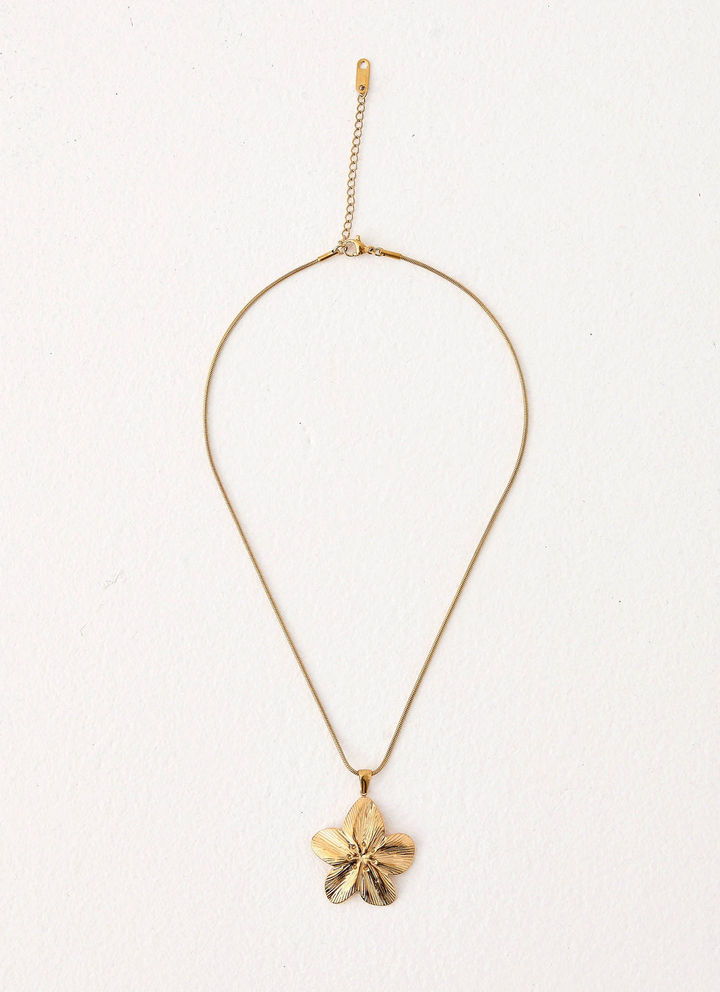 Hibiscus Gold Necklace - Gold