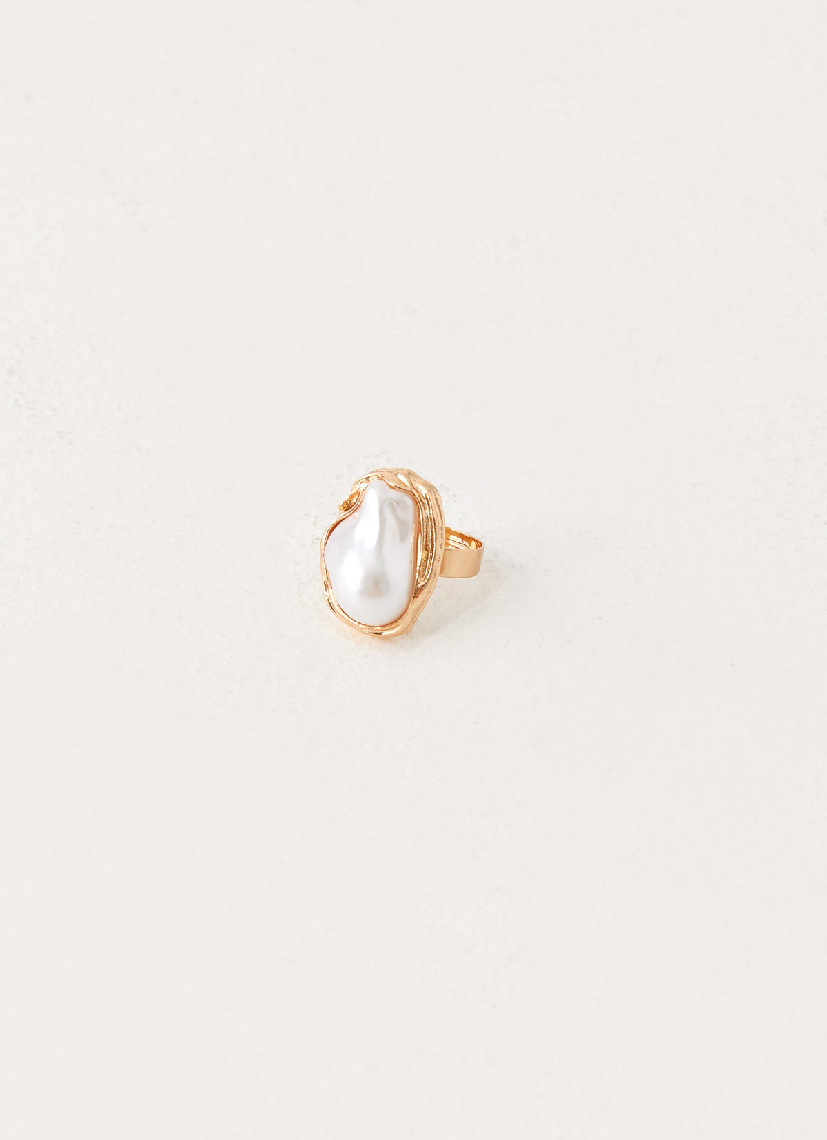 Salina Ring - Pearl